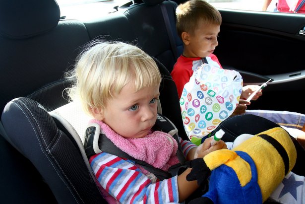 ГИБДД Зеленограда проводит профилактическое мероприятие «Ваш пассажир – ребенок»