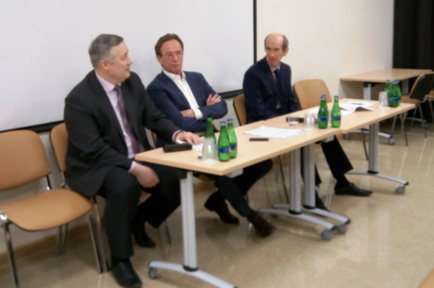 Сотрудники «Субмикрона» обсудили с префектом Зеленограда актуальные вопросы