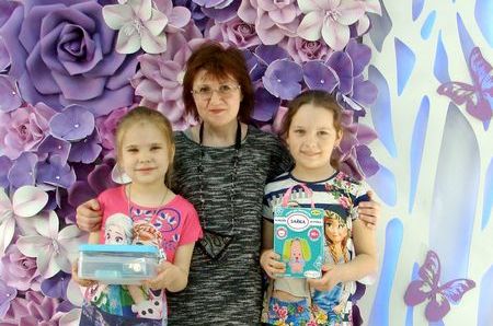 Воспитанницы зеленоградского «Творческого лицея» стали дипломантами международного фестиваля рукоделия