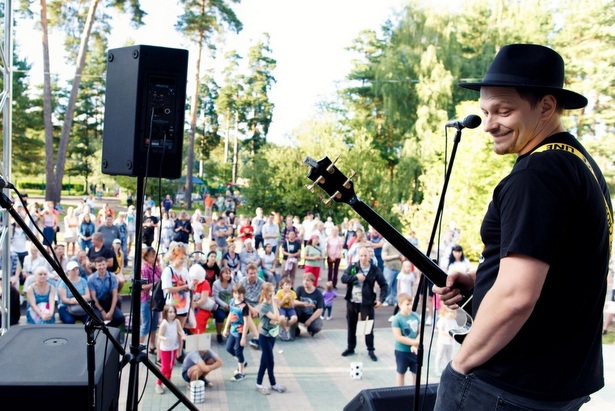Поклонников рок-музыки приглашают на фестиваль в Озеропарке