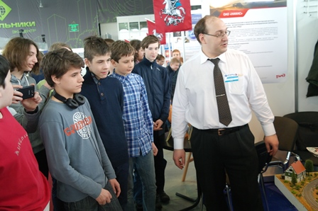 Зеленоградским школьникам показали инновационные новинки Салона «Архимед»