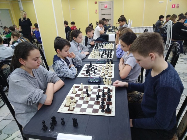 Детский шахматный турнир во Дворце Творчества собрал рекордное количество участников