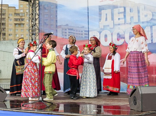 Творческие коллективы из Старого Крюково порадовали зеленоградцев  на День России  