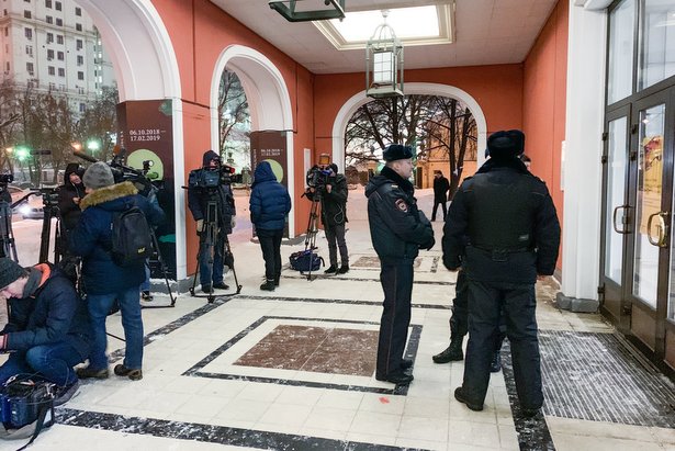 Полицейские задержали подозреваемого в краже картины «Ай-Петри.Крым» из Третьяковской галереи