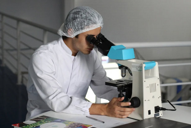 МИЭТ приглашает на вебинар по электронной микроскопии