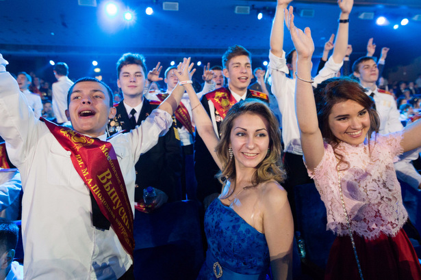 Зеленоградские выпускники поедут на бал в Кремль и Парк Горького