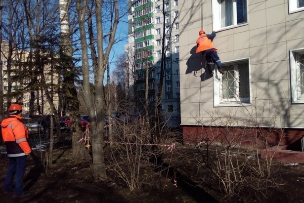 В восьмом микрорайоне Зеленограда завершена промывка фасадов трёх корпусов