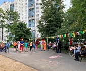 Депутаты района Старое Крюково провели дворовый праздник у корпуса 930