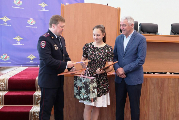 В УВД Зеленограда наградили победителей детского конкурса «Полицейский Дядя Степа»