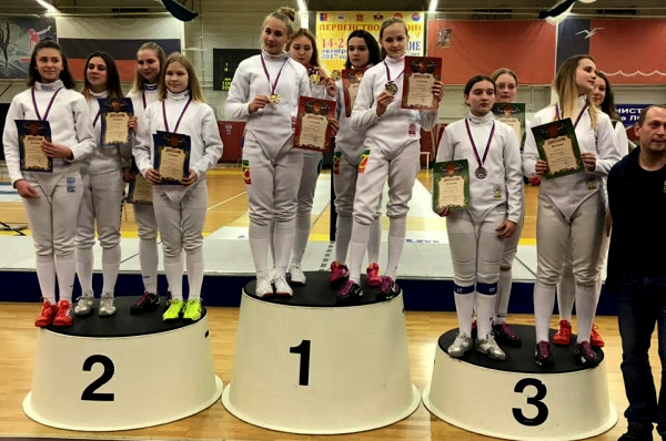 Школьница из Зеленограда завоевала «серебро» первенства России по фехтованию
