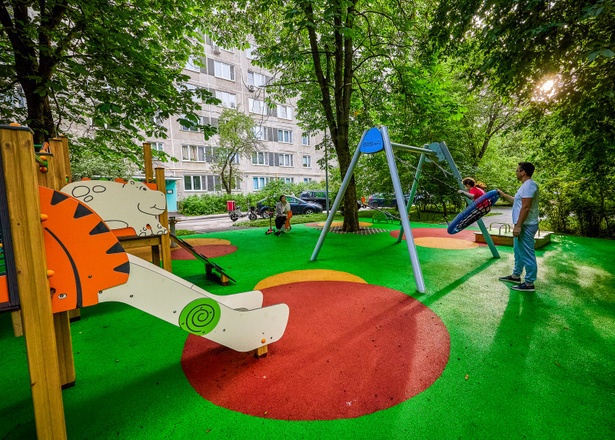 Собянин: Почти 40% плана благоустройства московских дворов на этот год уже выполнено