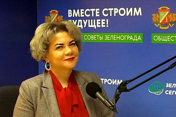 Гость студии Соловьёва М. В., директор «ДМШ им. М.П.Мусоргского» и «ДХШ «Фуэте»