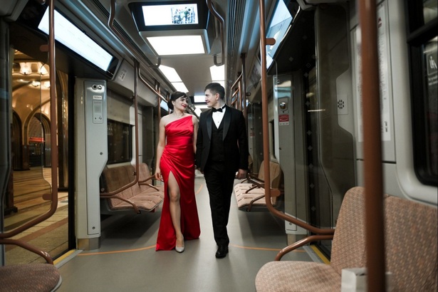 Анастасия Ракова рассказала о первых парах, поженившихся на станции метро «Маяковская» в 2024 году
