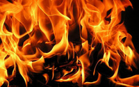 В 9-м микрорайоне пожарные потушили загоревшийся автомобиль