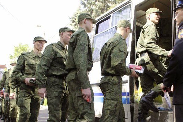 В Московской городской военной прокуратуре создан консультативно-правовой пункт по вопросам призыва граждан на военную и альтернативную гражданскую службу