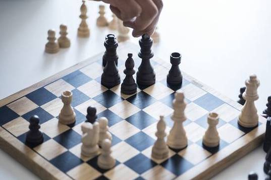 Зеленоградские любители шахмат сразятся на турнире «Связь поколений»