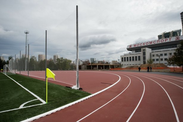 До 2020 года в Москве построят еще 7 новых футбольных полей