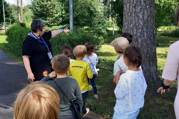 Библиотекарь-биолог проведет для детей познавательную экскурсию на Школьном озере