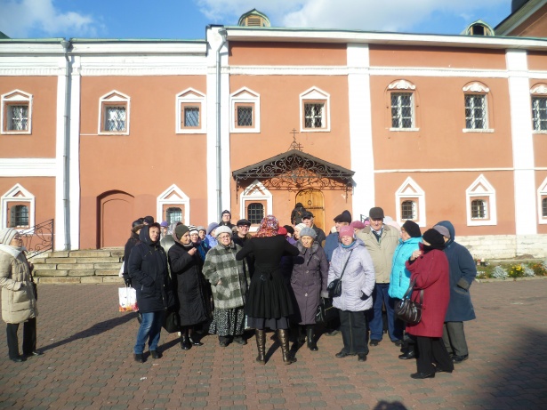 Подопечные отделения социальной реабилитации инвалидов из Старого Крюково посетили Николо-Угрешский монастырь