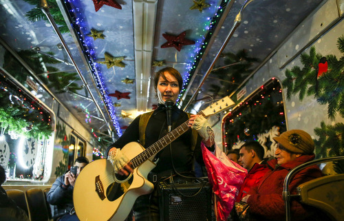 Городской транспорт Москвы перевез 400 тысяч пассажиров в новогоднюю ночь