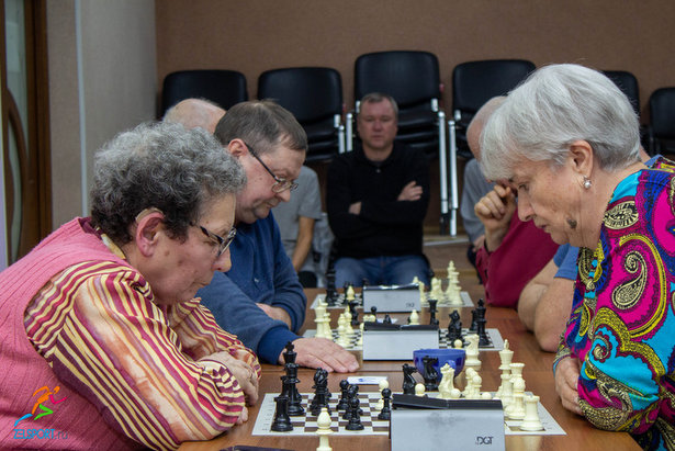 Пенсионеры района Старое Крюково стали призёрами окружных соревнований по шахматам