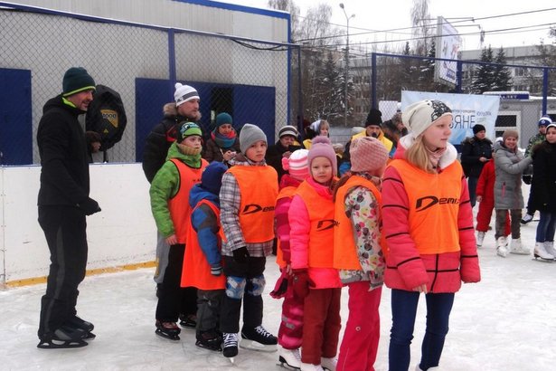 ГБУ «Славяне» приглашает жителей на ледовый праздник на катке