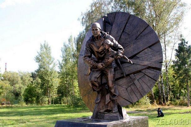 В Зеленограде установили памятник Герою России Дмитрию Разумовскому