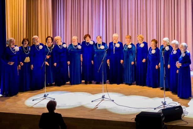 Зеленоградские долголеты успешно выступили в городском вокальном конкурсе