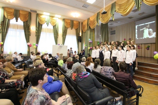 Школьники Старого Крюково посвятили концерт своим педагогам