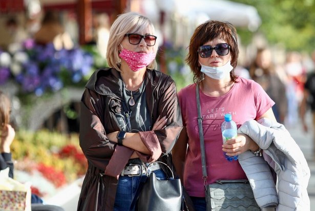 Собянин отменил требование ношения защитных масок в связи с улучшением эпидситуации