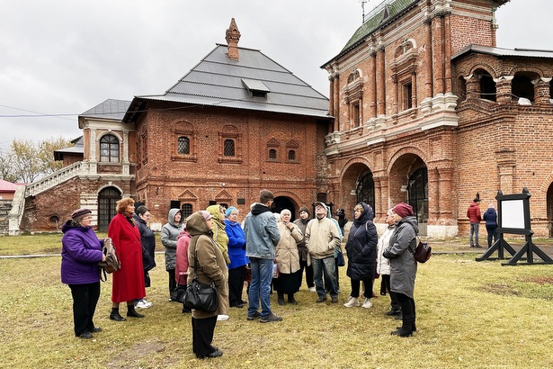 Зеленоградские реабилитанты познакомились с Музеем ратной истории Москвы