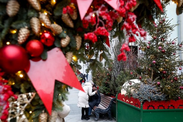Предприятиям торговли и услуг округа предлагают поучаствовать в конкурсе на лучшее зимнее оформление