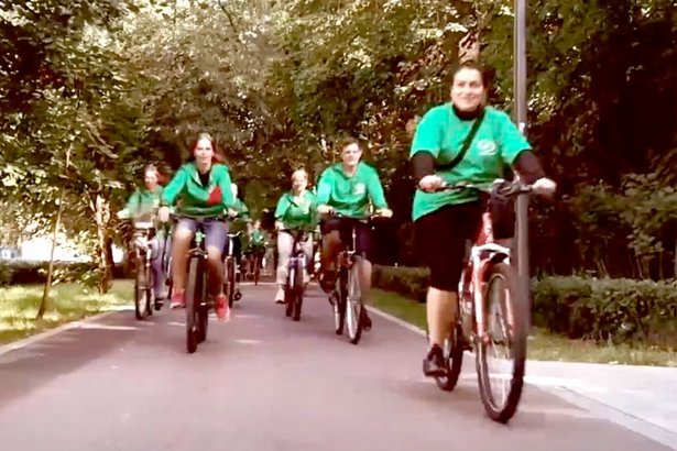 Соцработники Зеленограда приняли участие в велопробеге