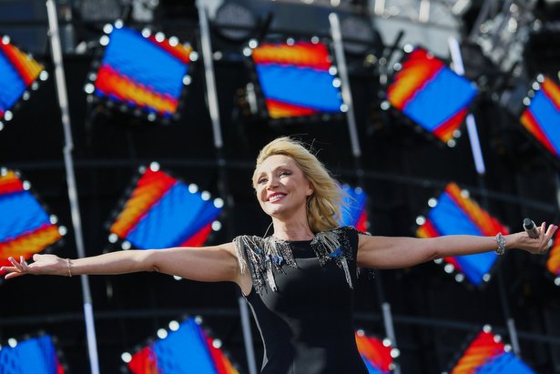 В Москве митинг-концерт в честь Дня флага собрал 110 тыс человек