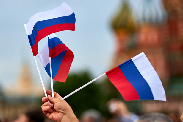 ГБУ «Славяне» приглашает жителей отпраздновать День российского флага