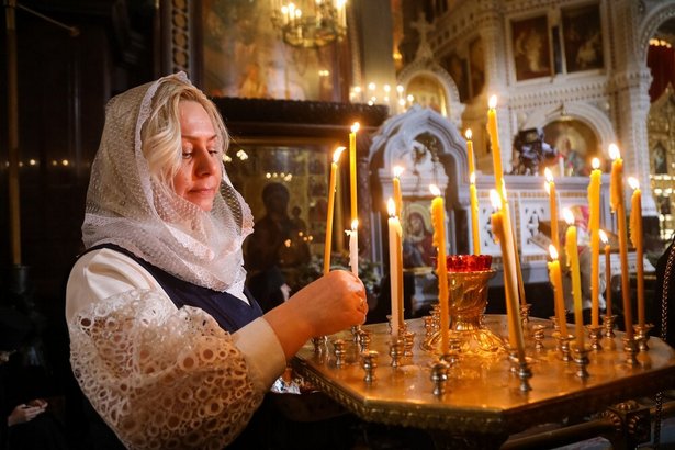 Собянин пожелал москвичам на Рождество праздничного настроения и благополучия