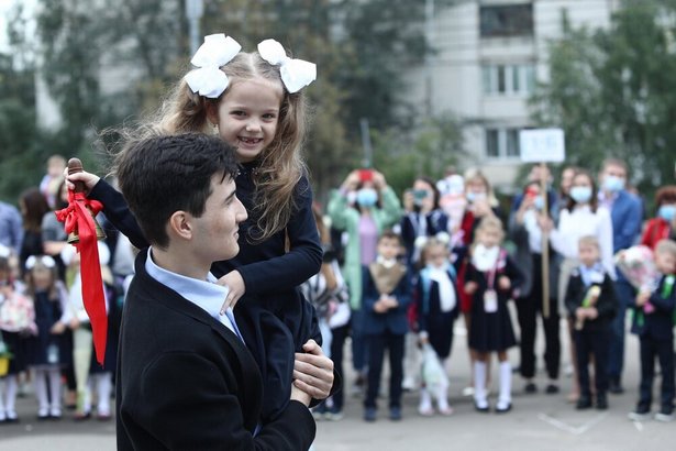 Собянин сообщил о рекордном количестве учеников в школах Москвы