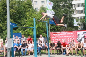 В Зеленограде молодежь соревновалась в уличном спорте 
