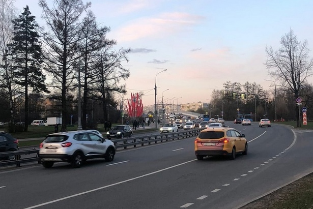Ремонт автодорожной эстакады через ОЖД в Зеленограде  полностью завершен