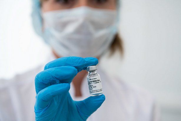 Собянин: За последний месяц прививку от COVID-19 сделали более 2 млн человек