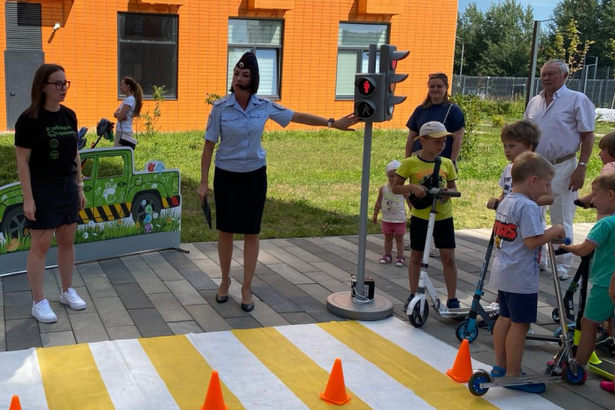 В Зеленограде прошел детский праздник, посвященный Дню светофора
