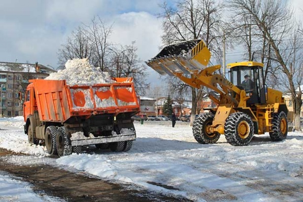 С территории района Старое Крюково за 10 дней вывезли более 1,2 кубометров снега