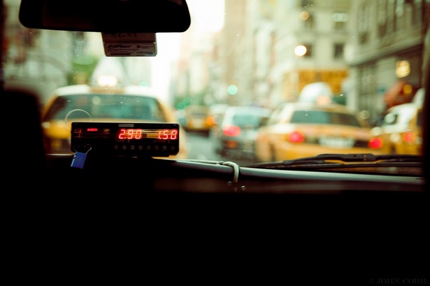 В Зеленограде за мошенничество задержан таксист