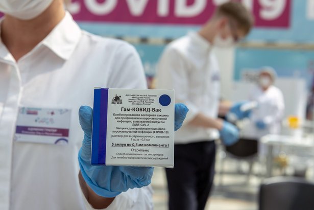 Москва создала все условия для помощи бизнесу в вакцинации сотрудников от COVID-19