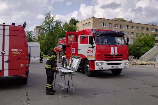 На базе зеленоградского «Ведогонь-театра» прошли пожарно-тактические учения