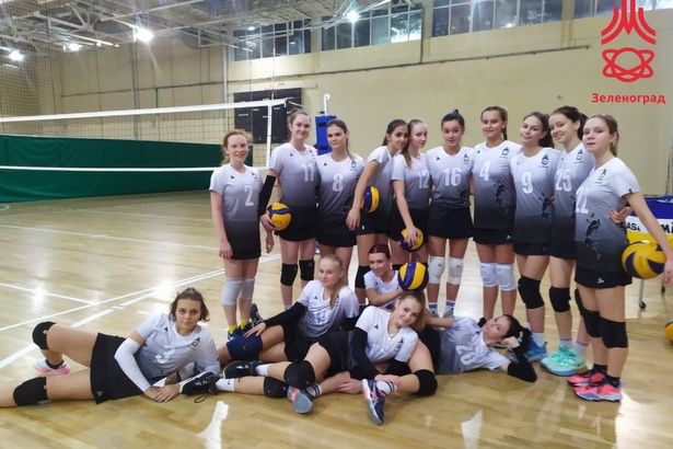 Воспитанники МКСШ "Зеленоград" успешно выступили в первом круге Первенства Москвы по волейболу