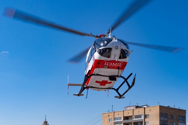 В Зеленограде пострадавшего от ДТП подростка на вертолёте доставили в московскую больницу