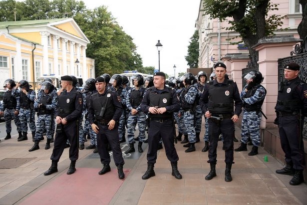 Власти Москвы назвали незаконной попытку оппозиции провести митинг 14 июля