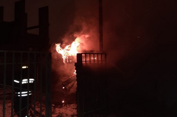 Зеленоградские пожарные ликвидировали возгорание на проезде 687