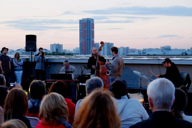 13 концертов пройдет на ВДНХ в рамках проекта «Музыка на крыше» — Сергунина